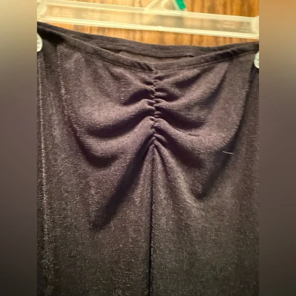 Elegant Black Maxi Skirt - Picture 3 of 6